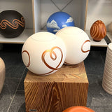 sfera bianca© Kugelurne | «Herzband» gold handbemalt | Grösse: Partnerurne