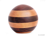 yobushi® | Holzurne «Ahorn-Nussbaum»