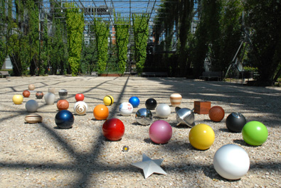 URNE.CH "cosmicball collection"