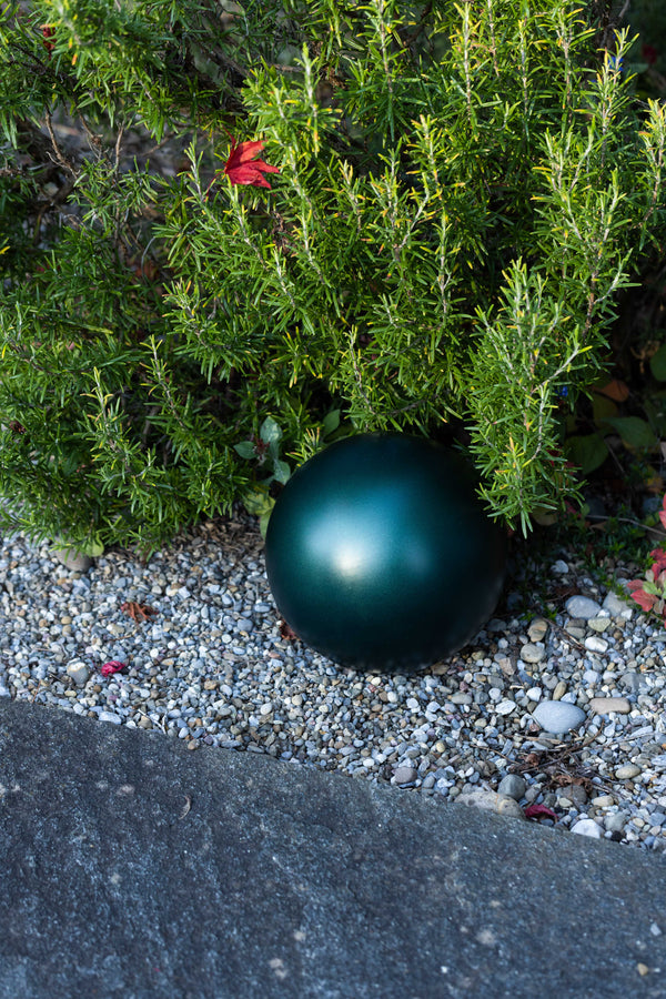 ball of love® Kugelurne «massiv» | Edelstahl | Dunkelgrün matt