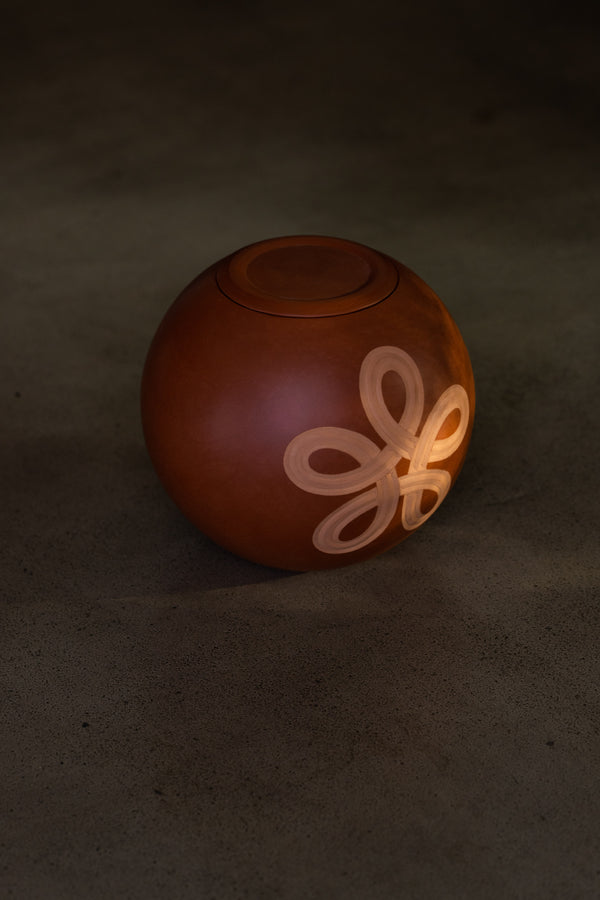 jembele® Kugelurne | Terracotta engobiert «Flores» Terracotta