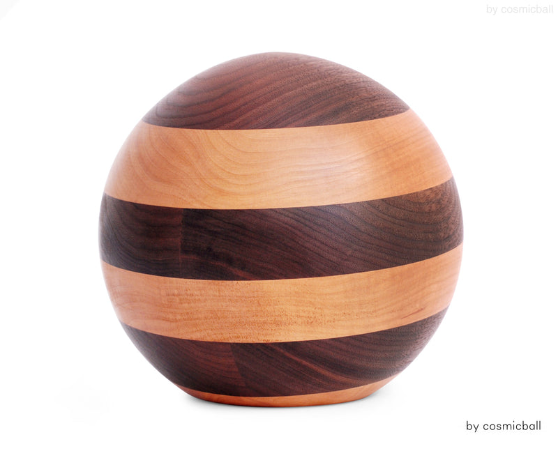 yobushi® | Holzurne «Ahorn-Nussbaum»